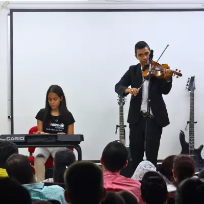 Clases de piano y violin para todas las edades