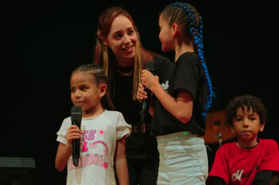 maestra de música para niños