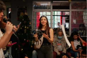 Lee más sobre el artículo Arteterapia en Cali: una pausa creativa para bajar el ritmo